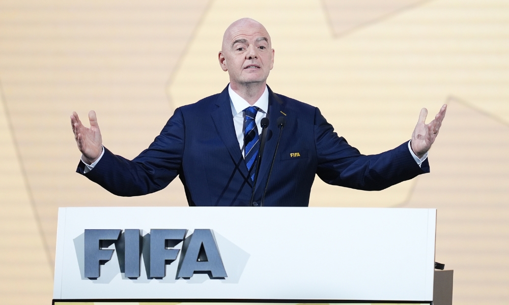 前所未有的 前所未有的